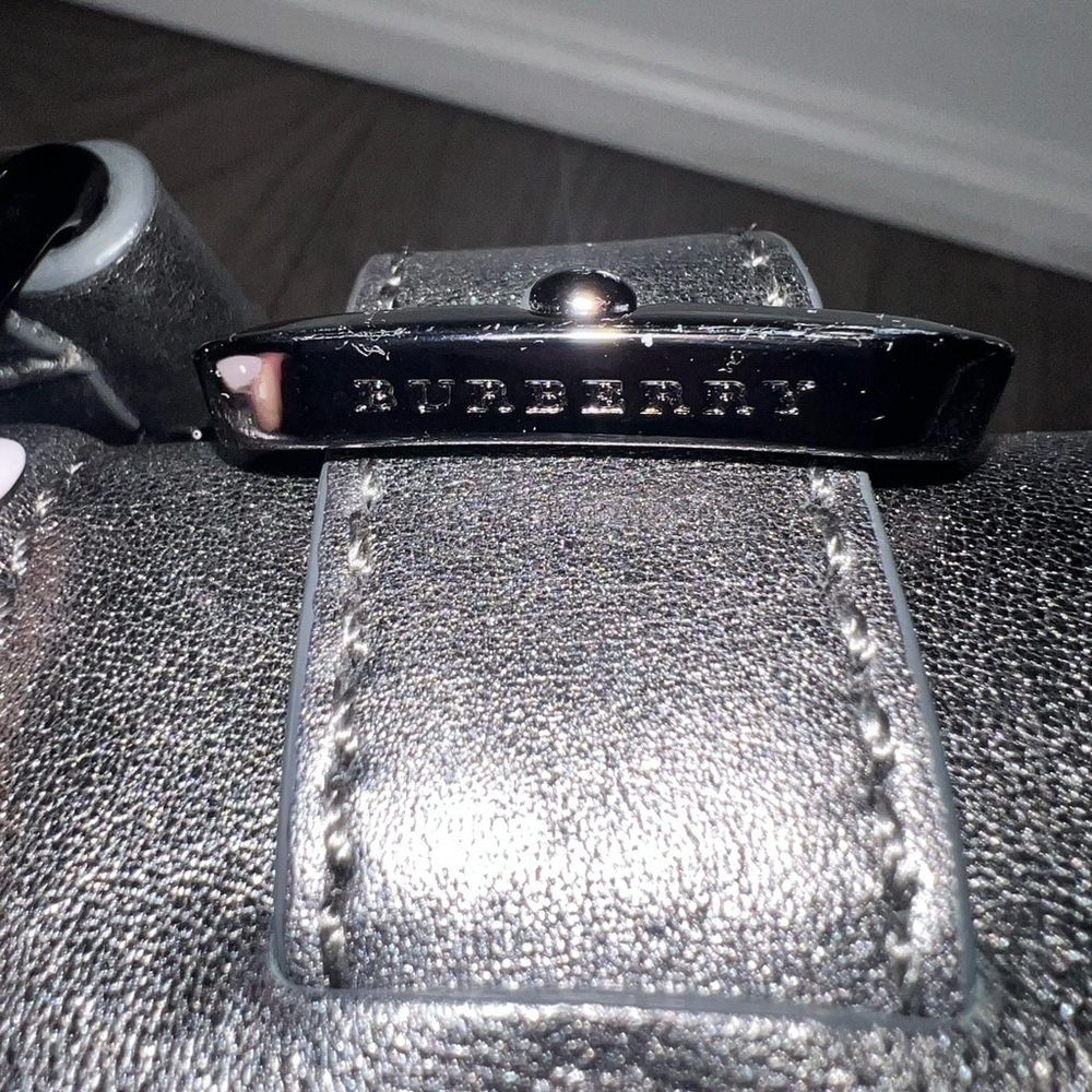 Authentic Burberry Super Nova Check Shoulder Bag - Picture 16 of 16